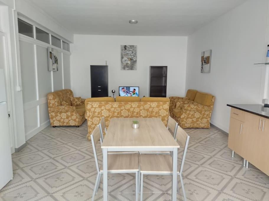 Rua De Baixo Apartments Calheta  Екстериор снимка